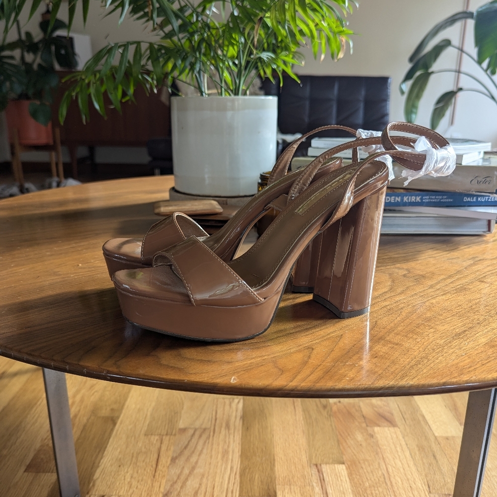 Elegant Brown Platform Heels